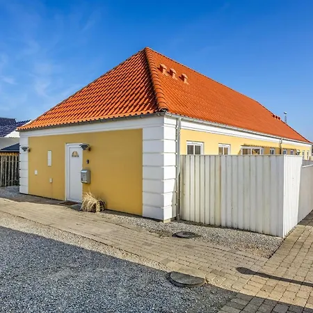 Apartment Loreia - 300m From The Sea By Interhome Lokken